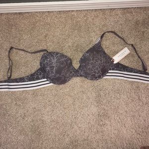 danskin bra - 34B